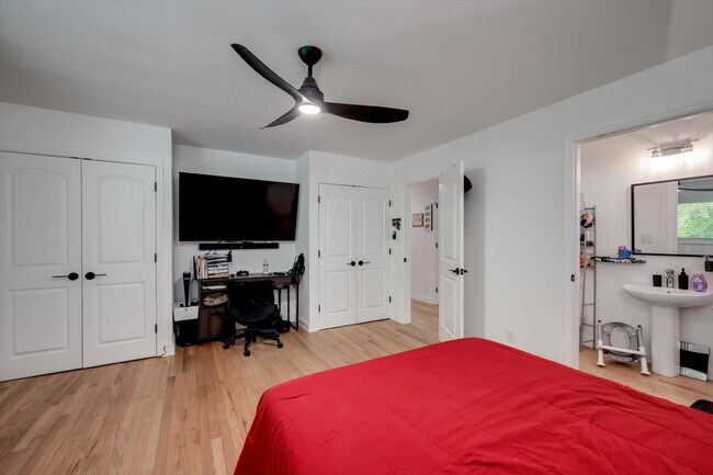 Building Photo - 2899 Wagener Rd