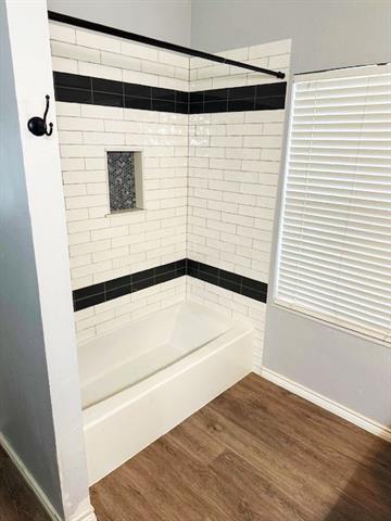 Building Photo - 7612 Honeybee Ct