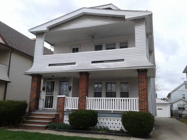Primary Photo - 2102 Chesterland Ave