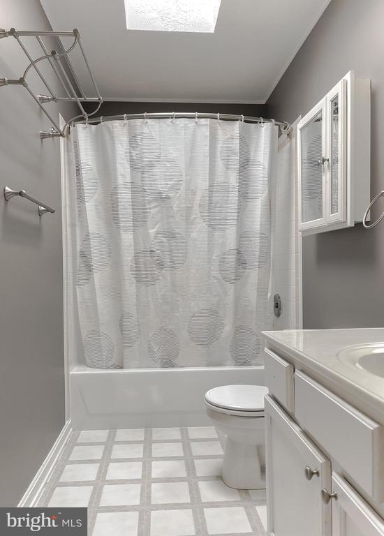 Building Photo - 21544 Willis Wharf Ct