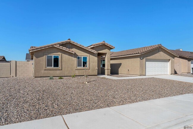 Building Photo - 7272 E 45th St