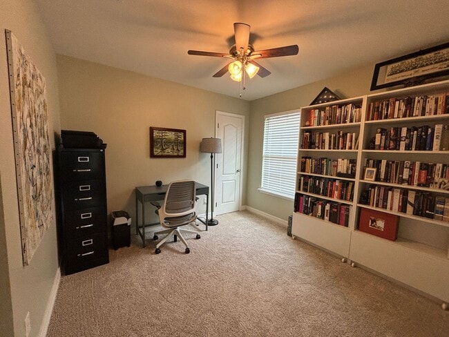 Building Photo - BEAUTIFUL SOUTH BOSSIER HOME NEAR BAFB