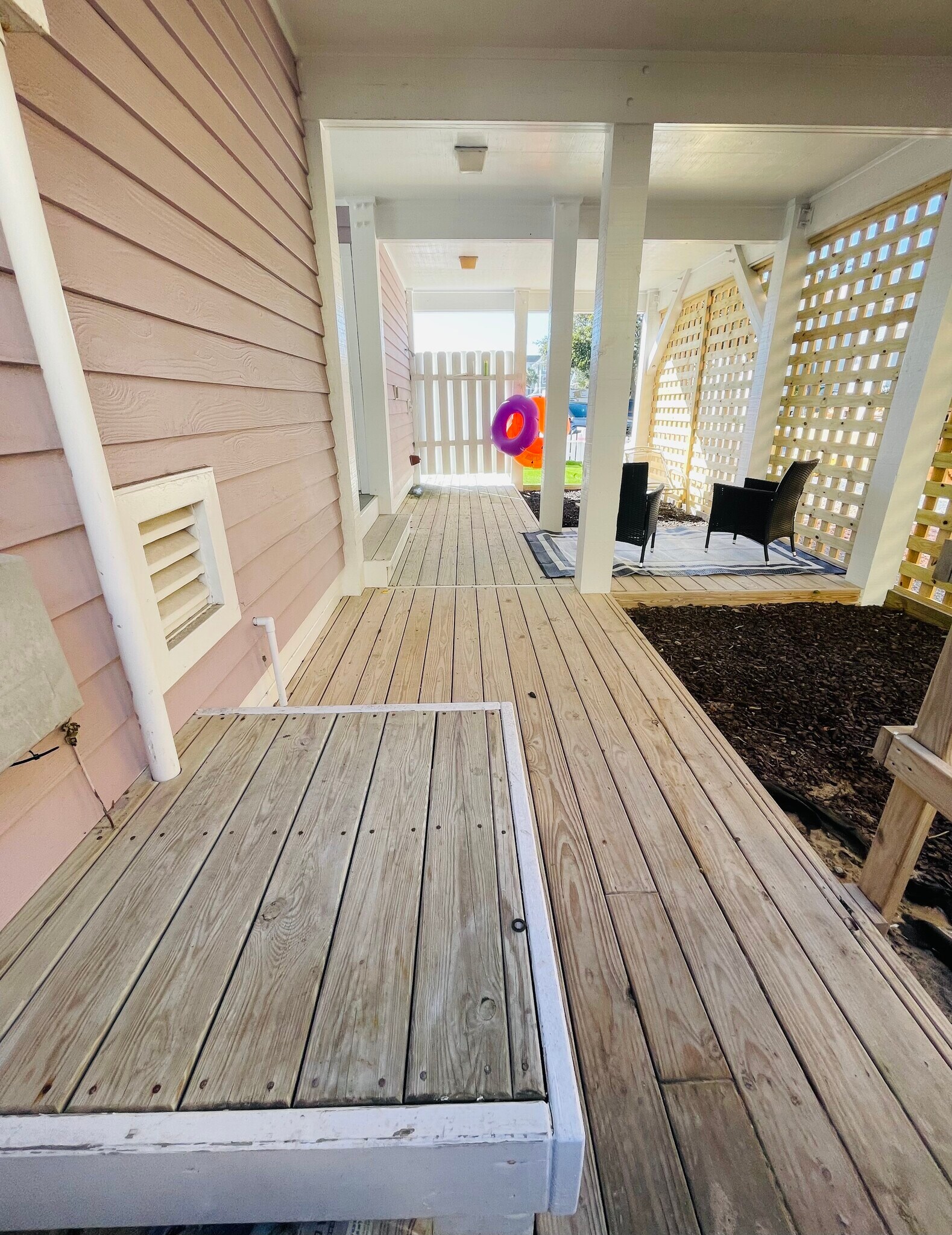 Back deck with outside shower - 101 Lumina Ave N