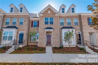 Building Photo - 3 bedroom town home in Rea Farms- walkable community to restaurants, shops, walking trails