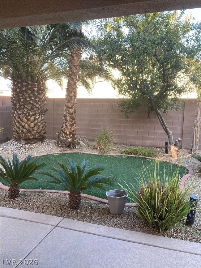 Building Photo - 7020 N Albatross Attic St