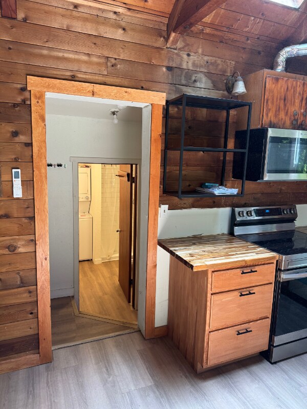 Building Photo - 4203 Thunder Ln