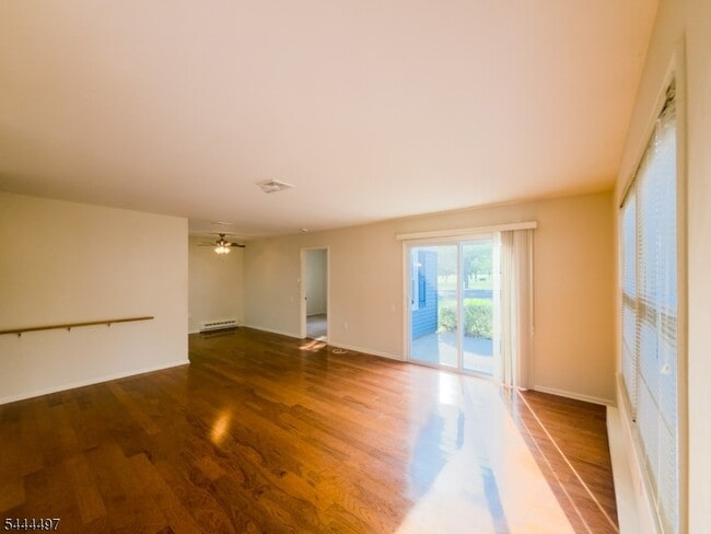 Building Photo - 227C Manchester Ln
