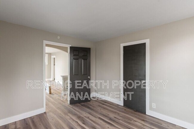 Building Photo - 8212 Toddy Ave