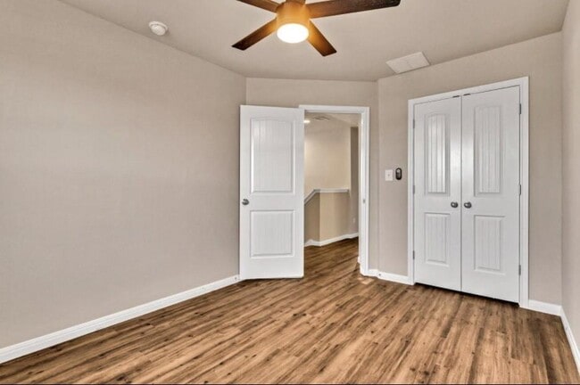 Building Photo - 4611 Graceful Ln