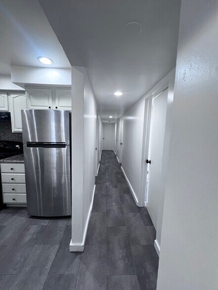 Building Photo - 731 Willow St