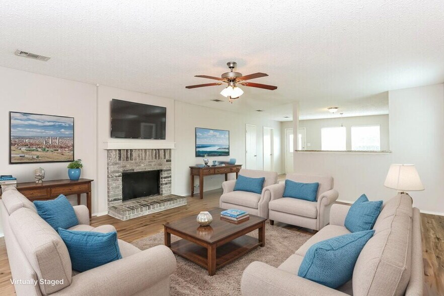 Building Photo - 5717 Glenshee Dr