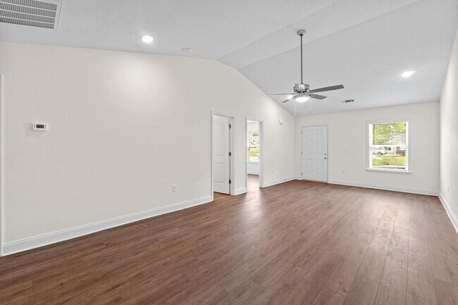 Building Photo - 2219 Archer Ln
