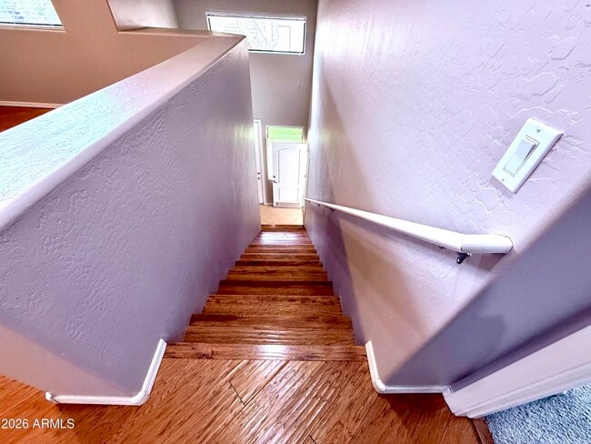 Building Photo - 705 W Queen Creek Rd