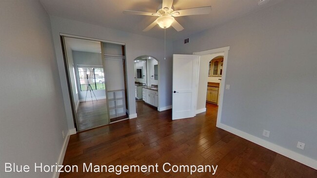 Building Photo - 2 br, 2 bath House - 1230 Franciscan Court #1