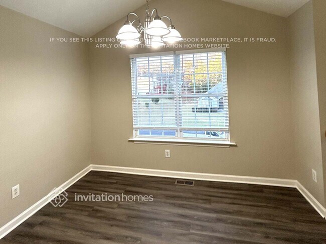 Building Photo - 118 Williamsburg Dr