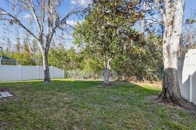 Building Photo - 15807 Leatherleaf Ln