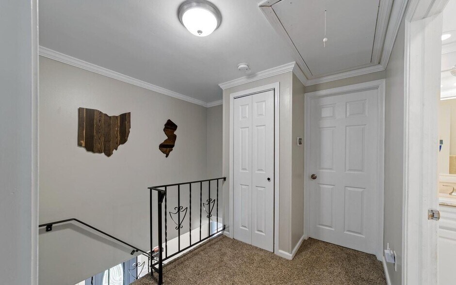 Building Photo - 97 Shawmont Ln