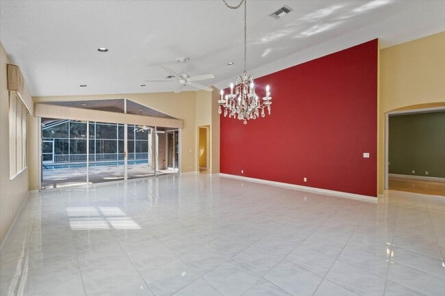 Building Photo - 10860 Fairmont Village Dr