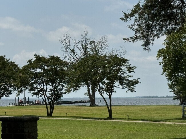 Building Photo - RARE OPPORTUNITY TO LIVE IN PUNGO, NEAR MUNDEN POINT PARK! 3/2.5 SINGLE FAMILY HOME