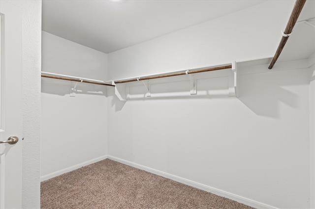 Building Photo - 704 Range Dr