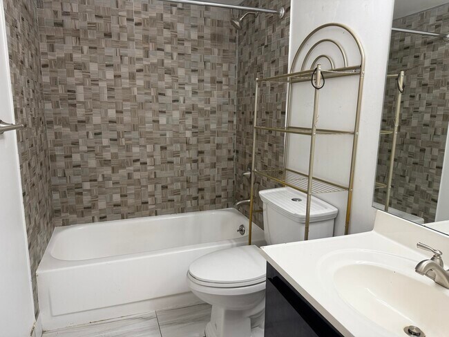 Building Photo - 4838 Esedra Ct