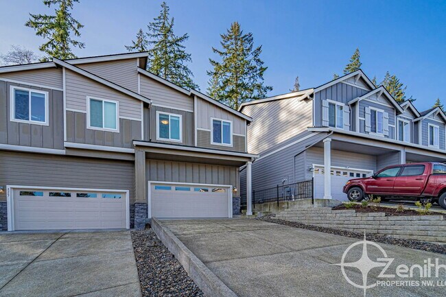 Building Photo - 4261 S Cloverhill Wy