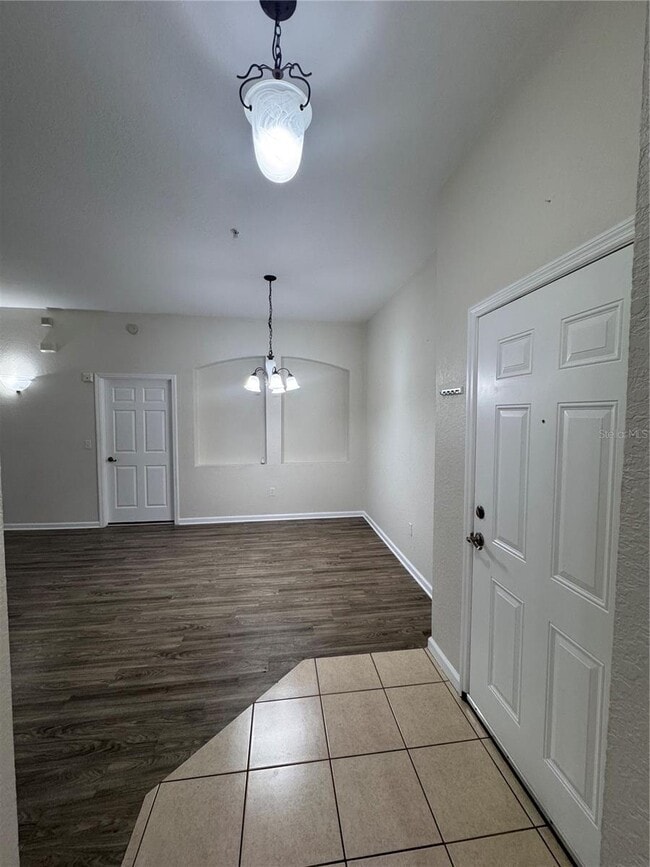Building Photo - 3001 Greystone Loop