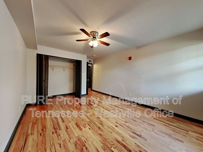 Building Photo - 517 Veritas St
