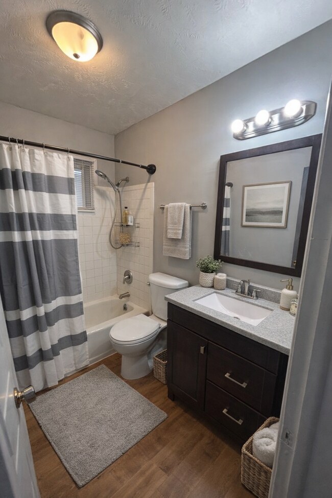 Building Photo - 2930 N 51st St