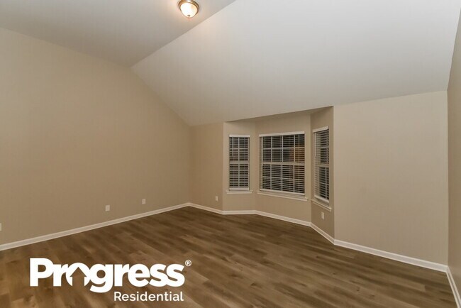 Building Photo - 7531 Sugarcreek Dr