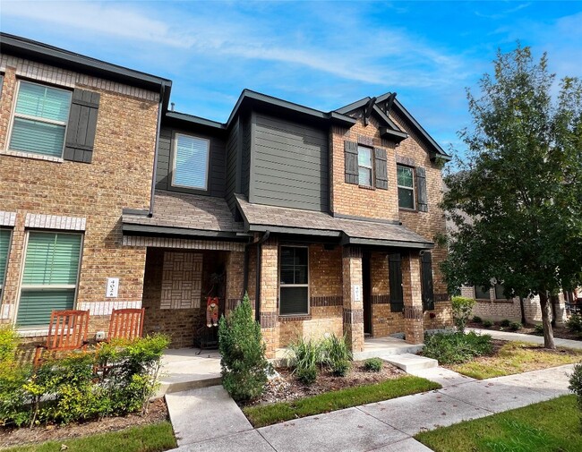 Building Photo - 7220 Wyoming Springs Dr