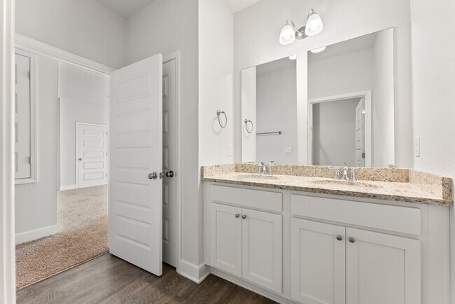 Building Photo - 3000 Rachel Pl