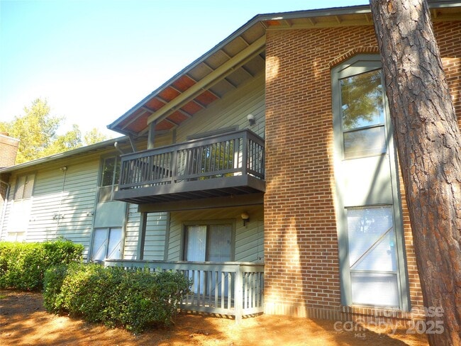 Primary Photo - 5016 Sardis Rd