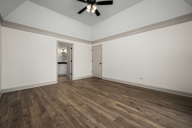 Building Photo - 1015 Brinkley Rd