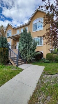Building Photo - Elegant Stephens Pointe Condominiums