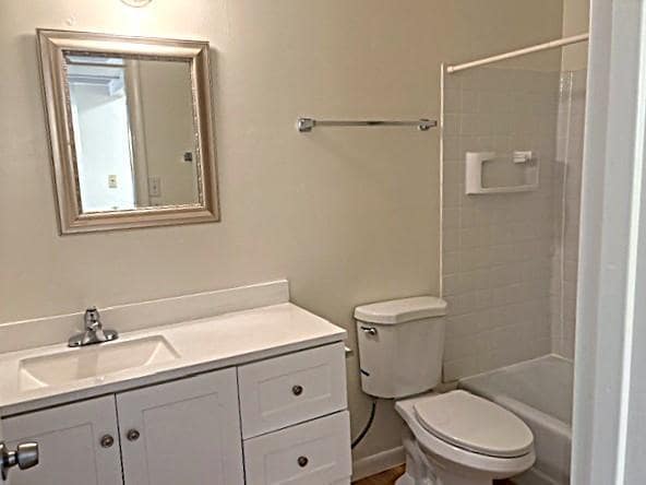 Building Photo - 11429 N 83rd Ave