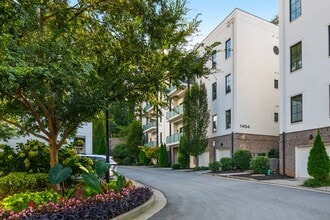 Building Photo - 1494 Red Fox Dr NE