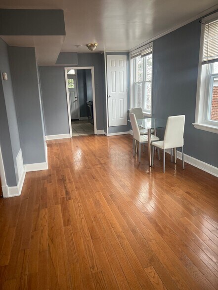 Building Photo - 63 Galveston Pl SW