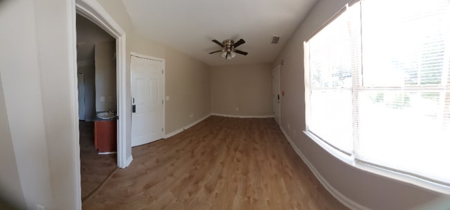 Building Photo - 1329 Nylic St