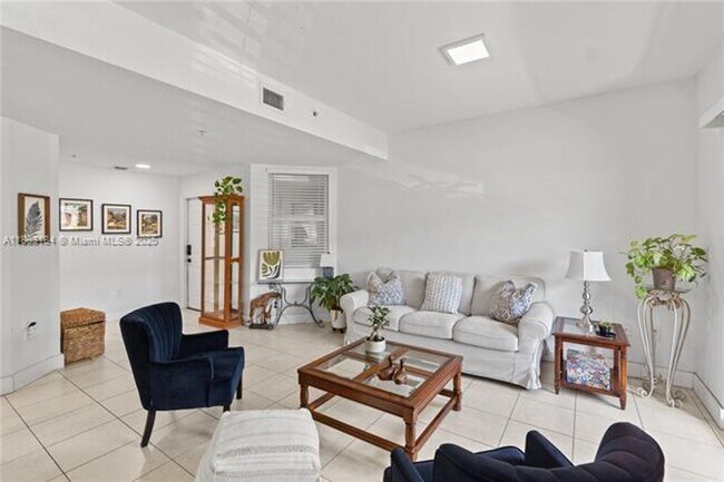 Building Photo - 11102 NW 83rd St