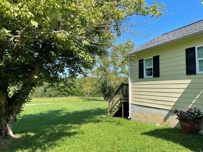 Building Photo - 20 mins to Clarksville, Virginia and Located Just Off Highway 58