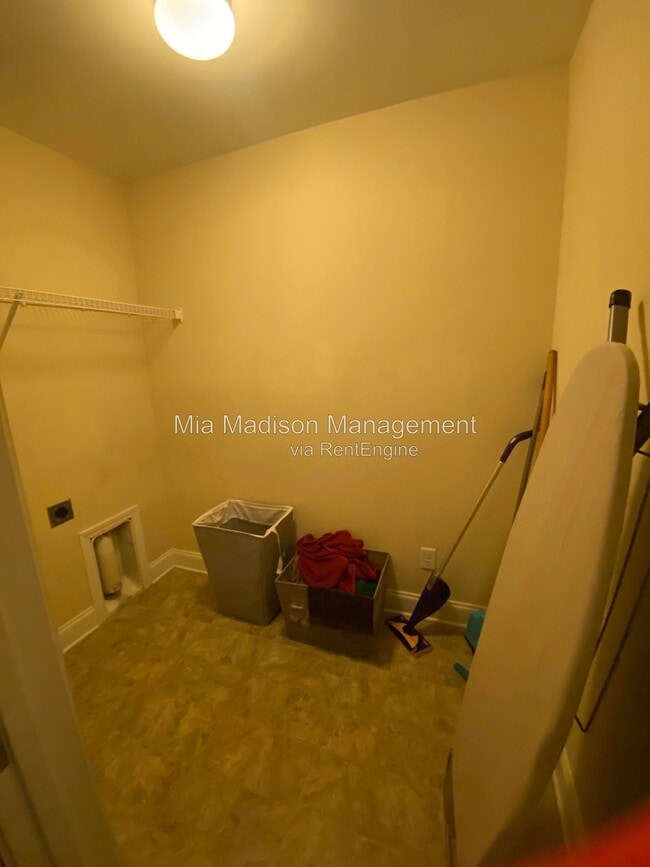 Building Photo - 25 Abaco Ct