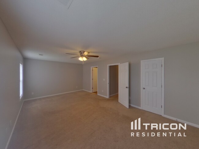 Building Photo - 116 Angel Garden Way
