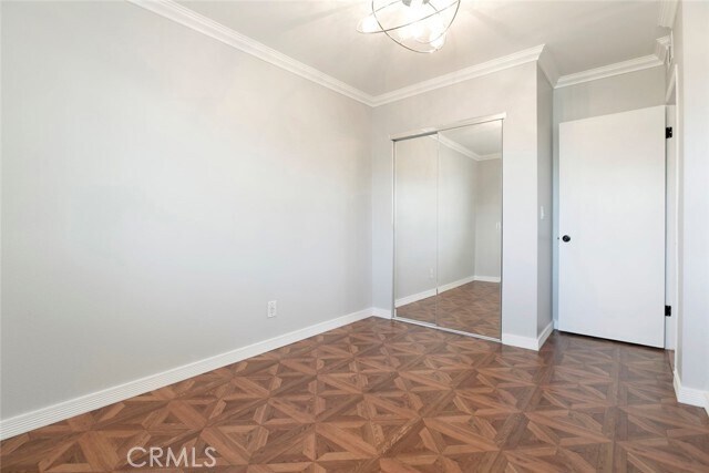 Building Photo - 1711 Grismer Ave