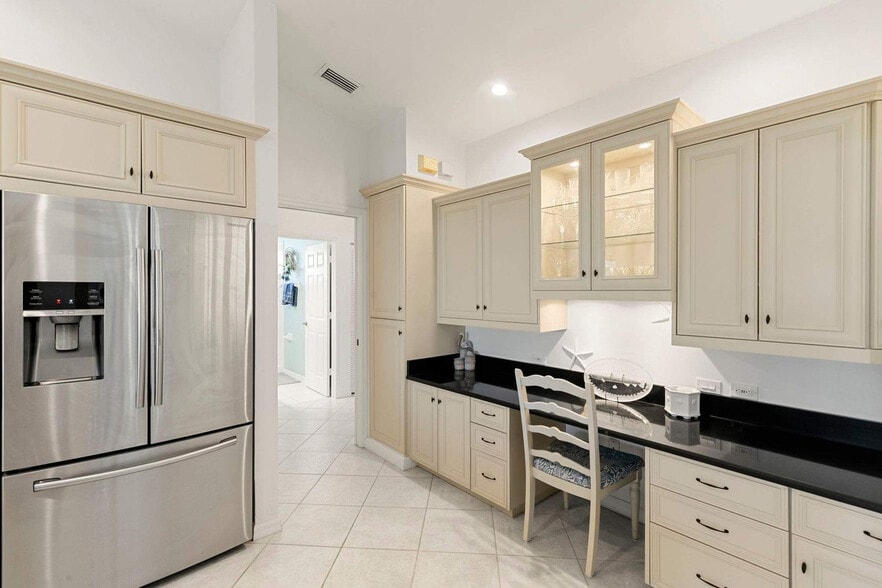 Building Photo - 226 Waterway Ct