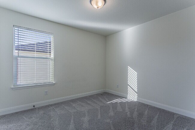 Building Photo - Bright & Beautiful 4 Bedroom two story home!