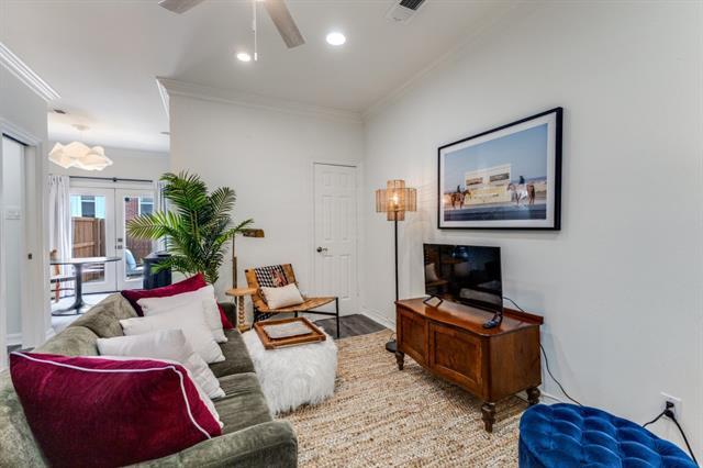 Building Photo - 3416 Normandy Ave