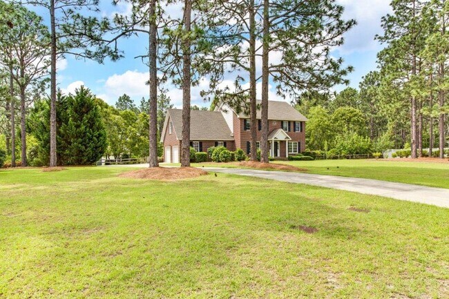 Building Photo - Coming Soon- 3 Bedroom and 2 Bath Home (Pe...