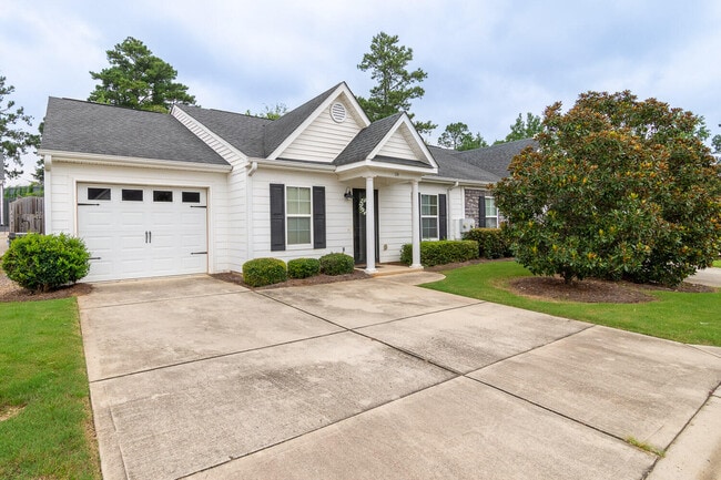 Building Photo - 114 York Way