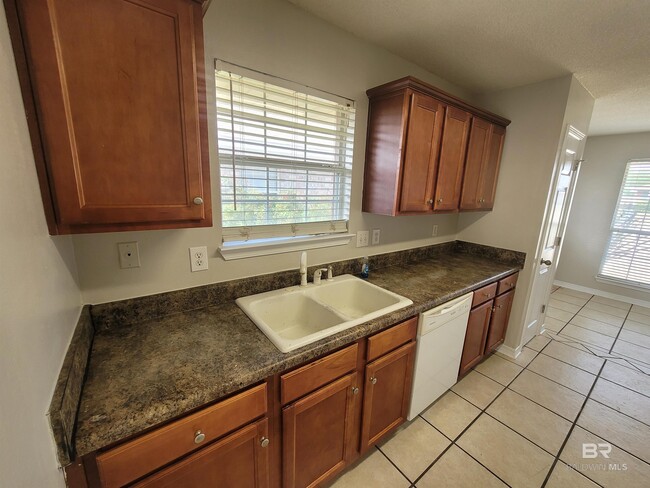 Building Photo - 2708 Hampton Park Cir